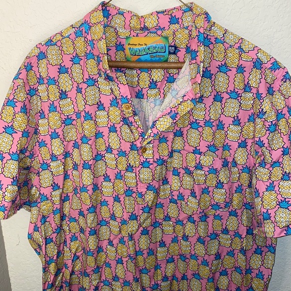 Chubbies Weekender The Nutter Weekender Shirt Pineapple - Picture 1 of 6